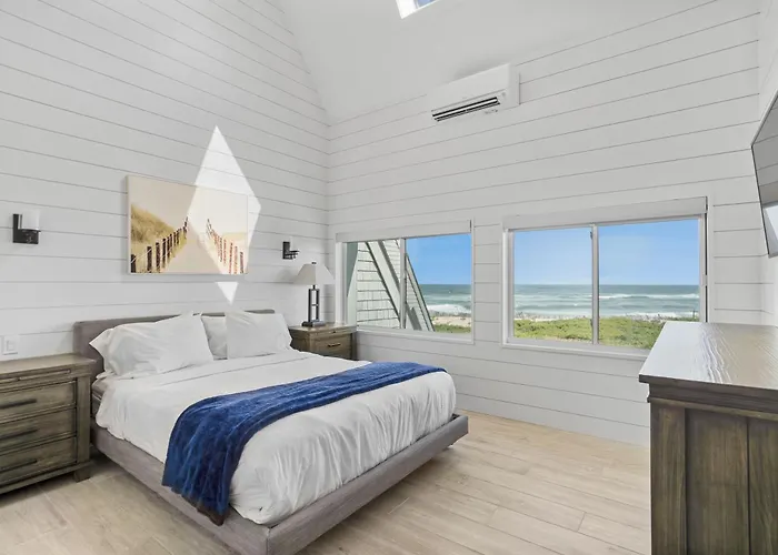 Montauk HotelsSurf Club